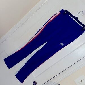Nike track pants size small
